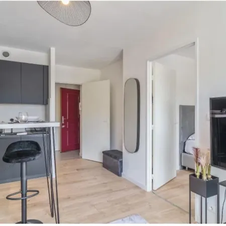 Lägenhet T2 Pour 4 Avec Parking *