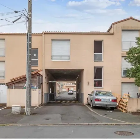T2 Pour 4 Avec Parking Apartment La Rochelle (Charente-Maritime)